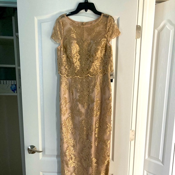 Adrianna Papell | Dresses | Adrianna Papell Gold Lace Evening Gown Newtags  | Poshmark